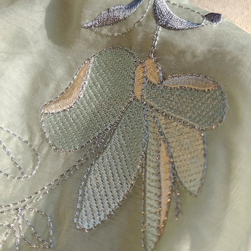 Bella - Blusa Ricamata Chic