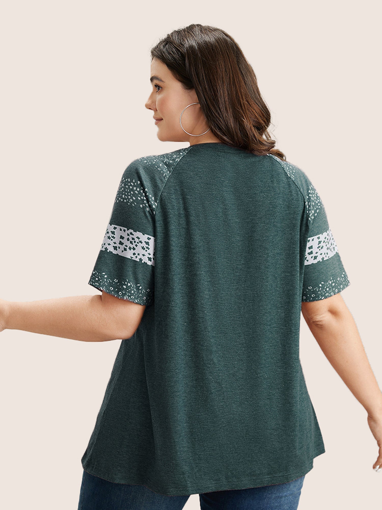 13-pack of Loose-fitting cotton sport T-Shirts with a Variety of Colorblock Prints