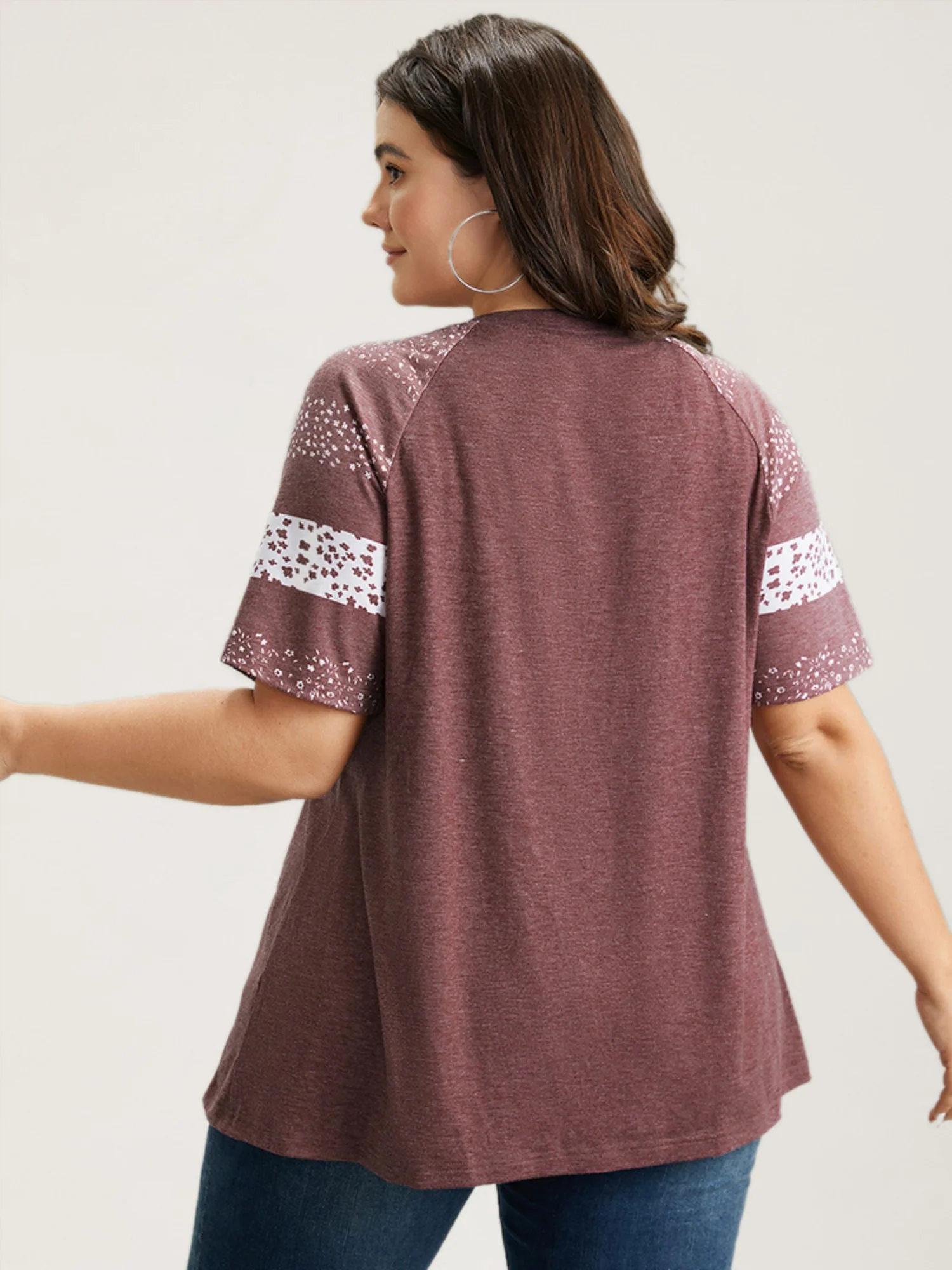 13-pack of Loose-fitting cotton sport T-Shirts with a Variety of Colorblock Prints