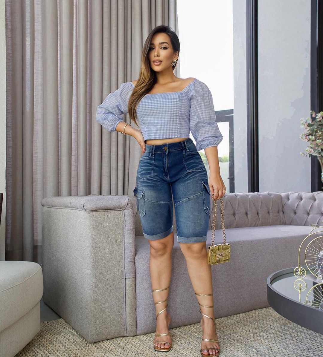 Flap Pocket Roll Hem Denim Bermuda Shorts Without Belt