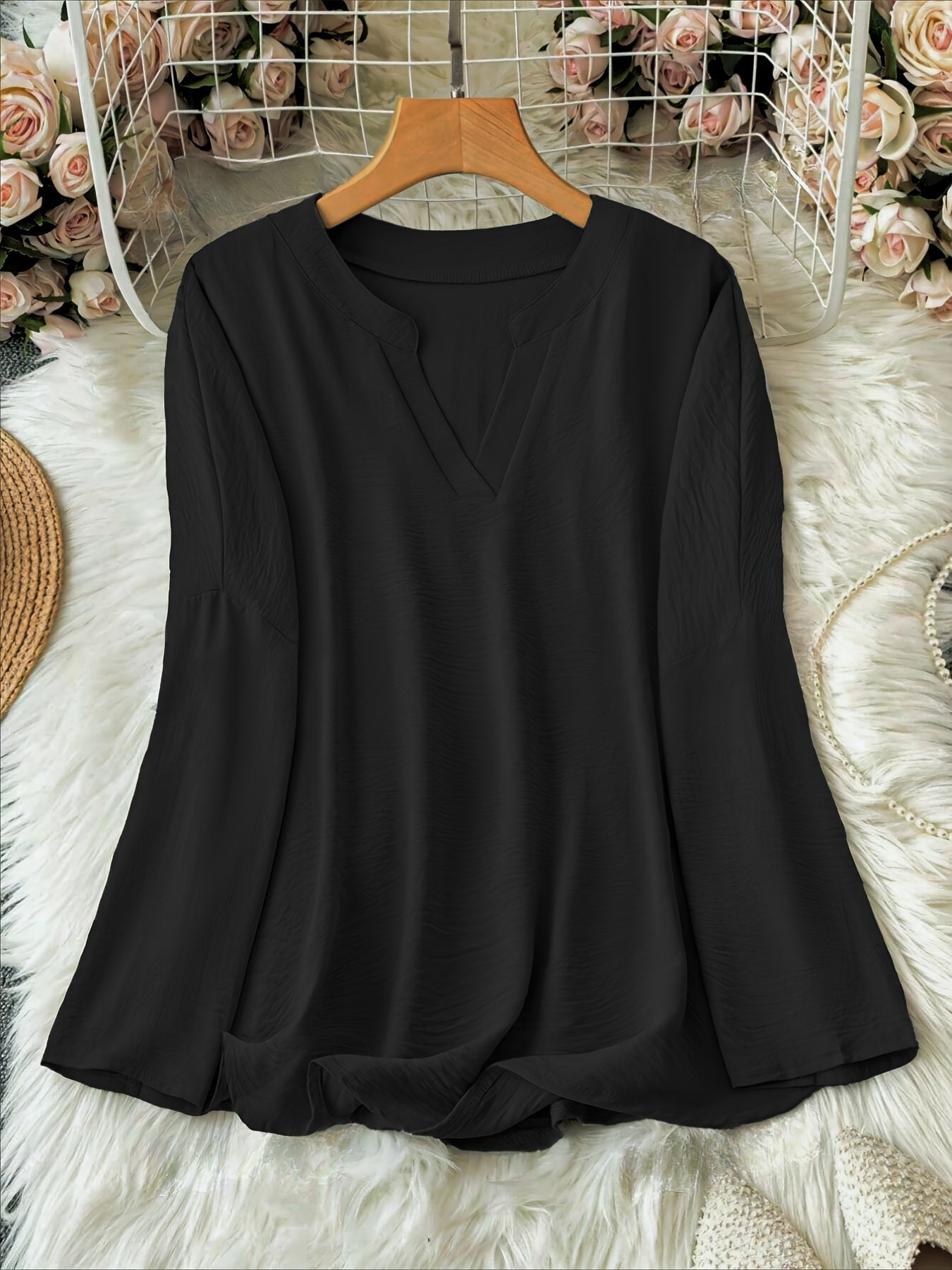 Bria - Blusa a V in tessuto leggero