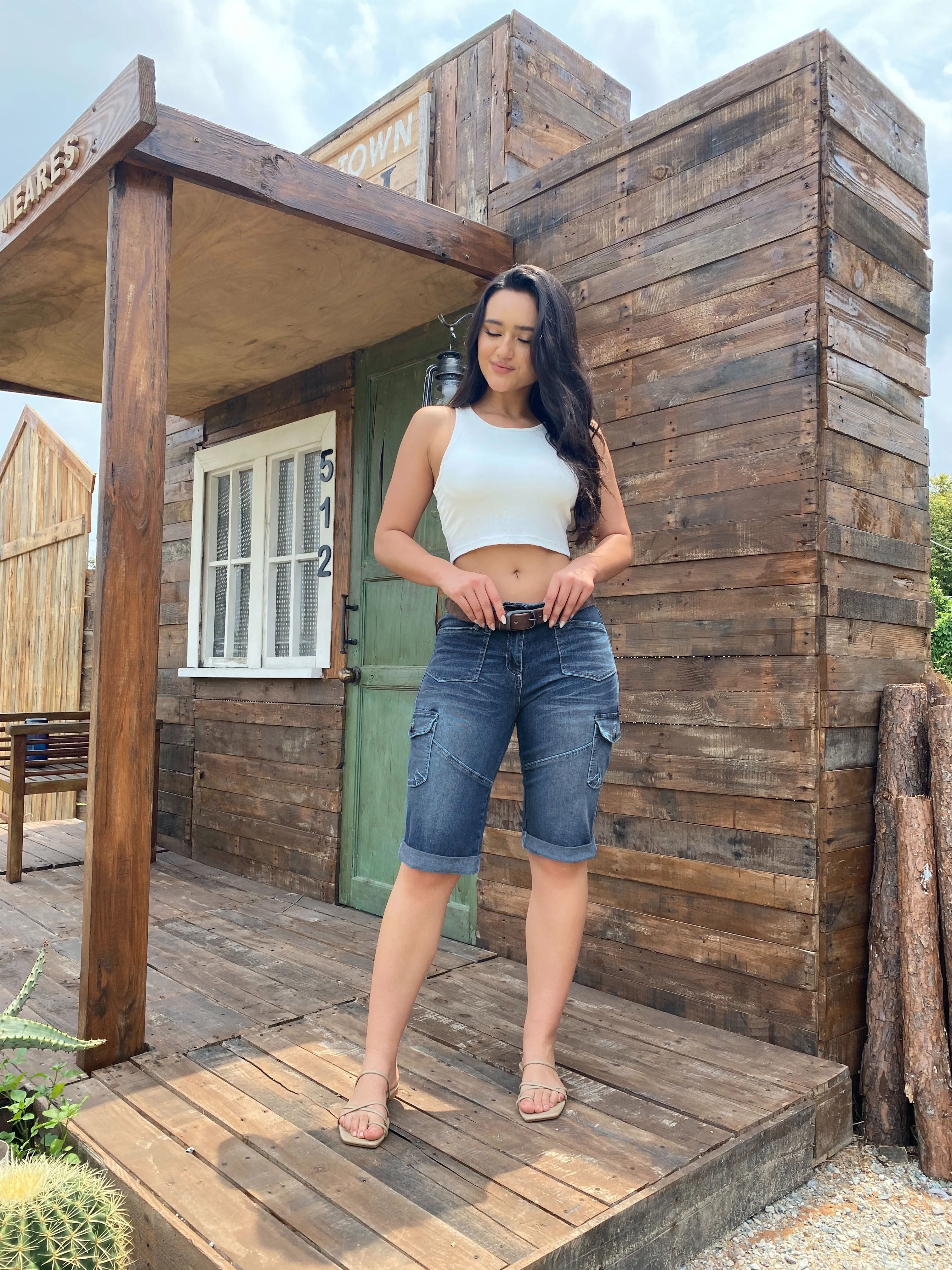 Flap Pocket Roll Hem Denim Bermuda Shorts Without Belt