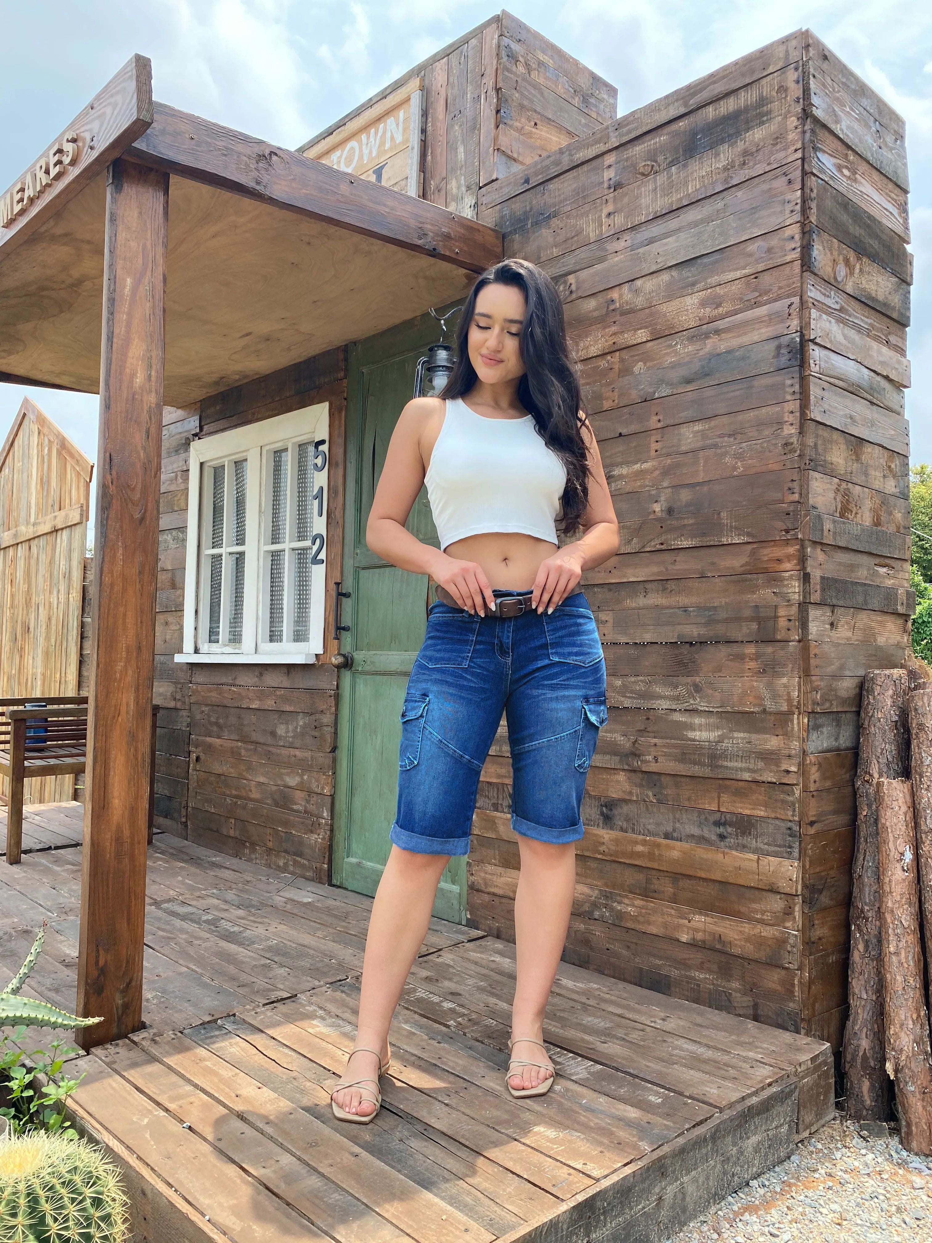 Flap Pocket Roll Hem Denim Bermuda Shorts Without Belt